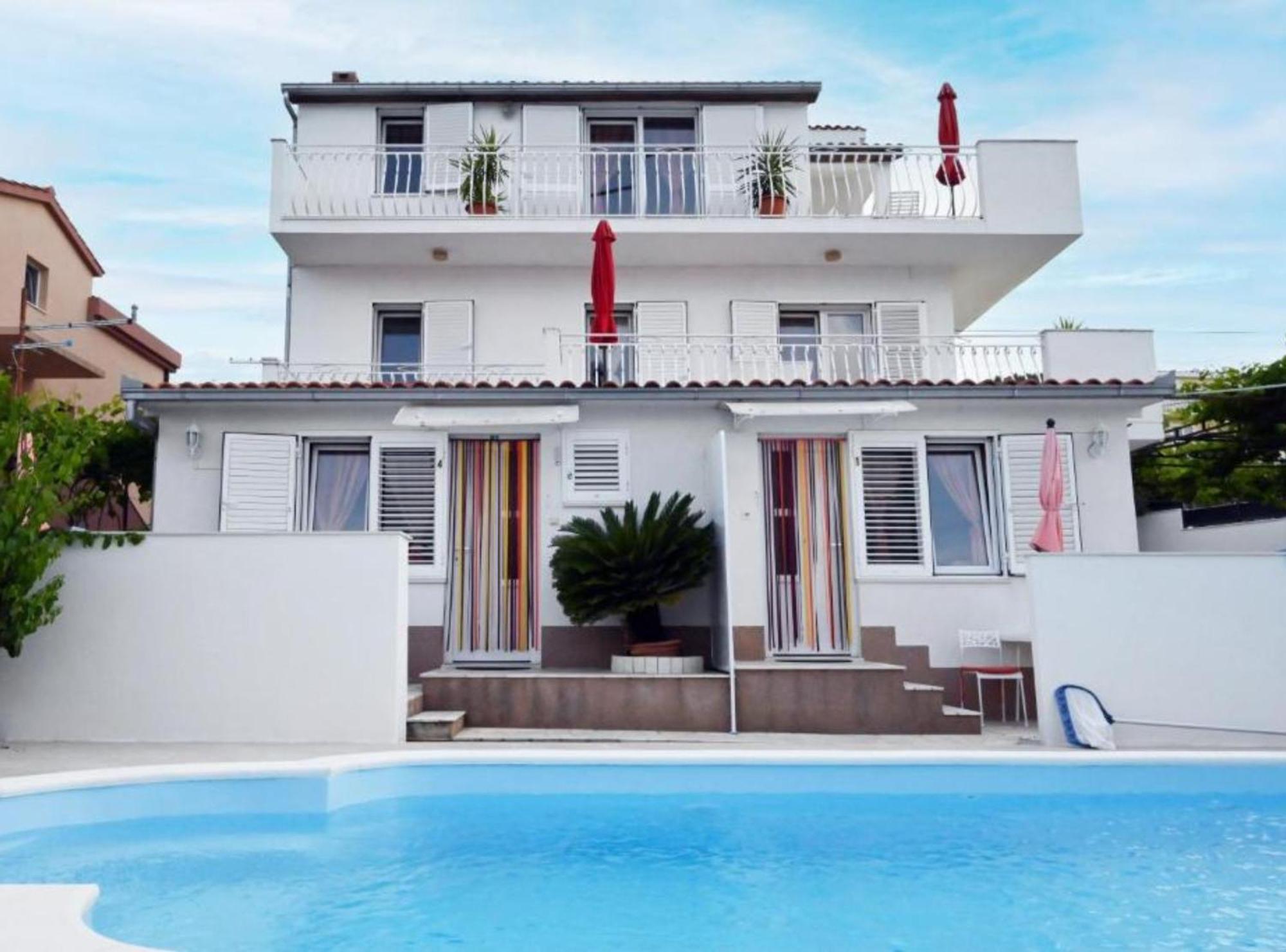 Apartments Mihovilovic - 50 M From Beach スラティネ エクステリア 写真