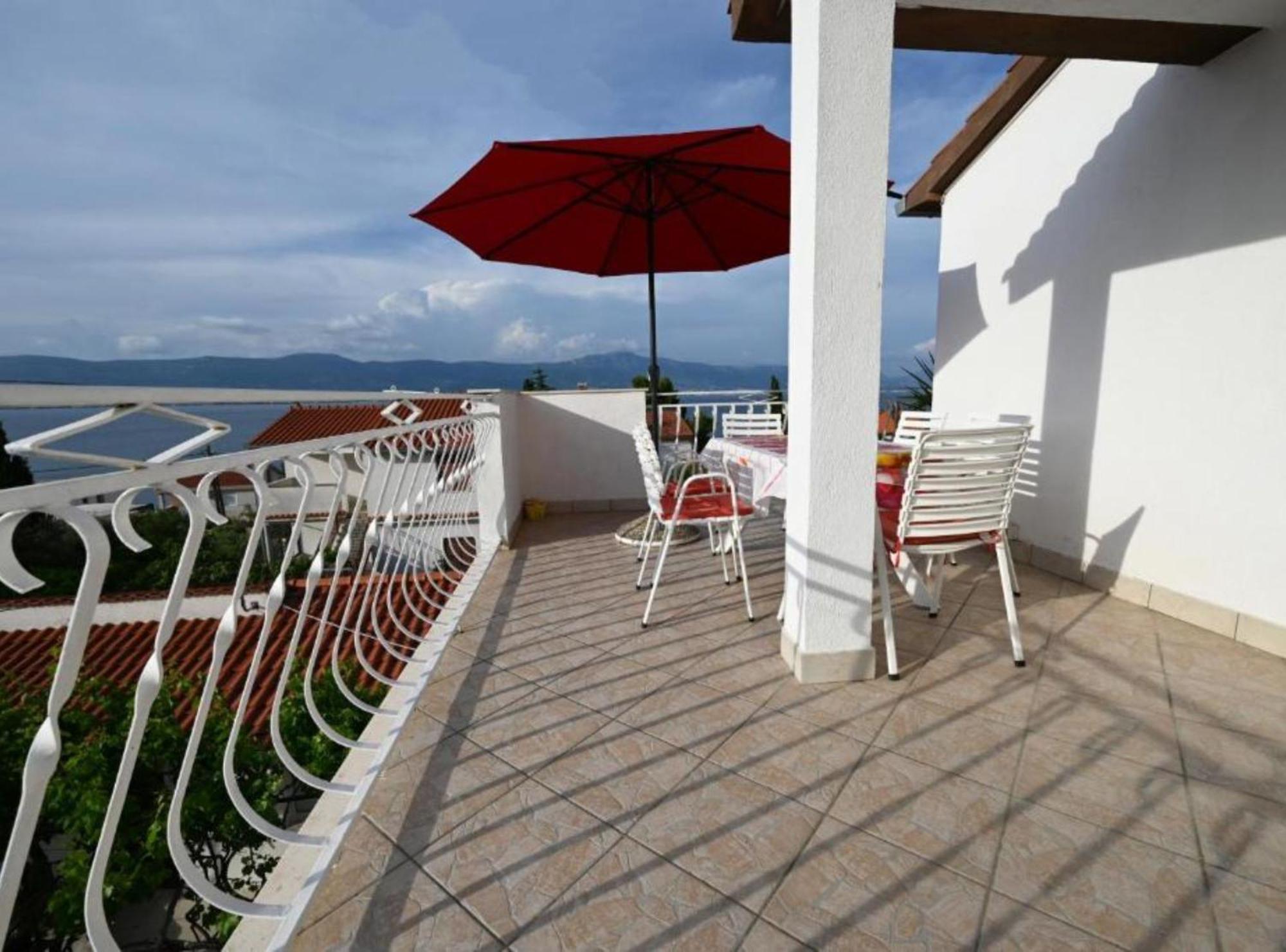 Apartments Mihovilovic - 50 M From Beach スラティネ エクステリア 写真